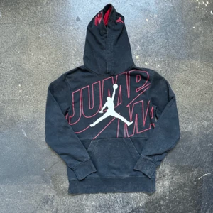 Jordan Black Pullover Hoodie Size Medium Bleached Big Logo Graphic Basketball - Picture 1 of 10