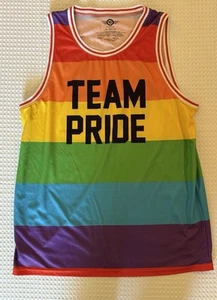 Camiseta sin mangas LOVE WINS TEAM ORGULLOS con motor loco incluido en género talla 2XL LGBTQ USADA EN EXCELENTE ESTADO - Imagen 1 de 3
