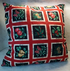 Almohada de acento hecha a mano de colección decoración de Navidad | Árboles festivos de invierno de 19 pulgadas - Imagen 1 de 7