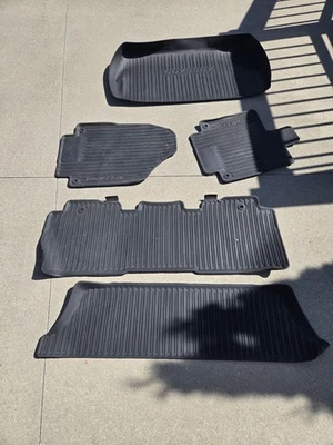 2020 Honda Odyssey Full Weather Floor Mats All Weather - Image 1 of 4