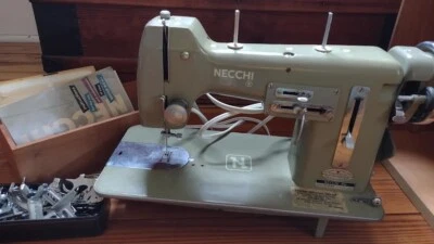 *U PICK* Máquina de coser Necchi Parts BU MIRA ENVÍO PLANO Foto 1 de 4
