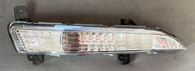 Chevrolet Traverse 2013-2017 luz de señal de giro lateral para pasajero - OEM - 23305609 Foto 1 de 4