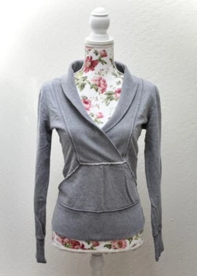 Sudadera Pullover Aritzia Talula Gris Cuello Sobrepelliz Cuello Foto 1 de 4