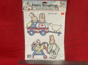 Daisy Kingdom Iron-on Transfer 6411 Toys & Us coniglietto miele - Foto 1 di 2