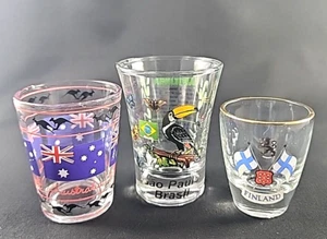 Lote de 3 colección de recuerdos de viaje internacional Shot Glass - Imagen 1 de 4