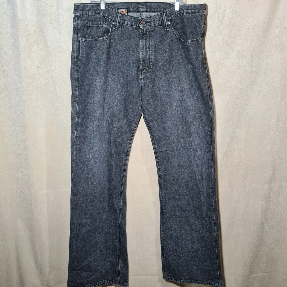 Volcom Jeans Mens Size 38x33 Gray Light Wash Denim Blackbart Model Relaxed Fit - Image 1 of 4