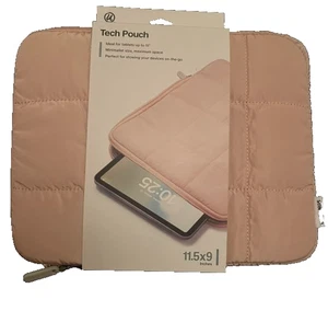 Neu mit Etikett U Brands 11,5"x9" Nylon gefütterte Tech Tasche-Rose/Pink - Bild 1 von 1