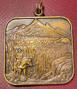 Idaho Bicentennial Bronze Keychian or Fob /Token - Picture 1 of 2