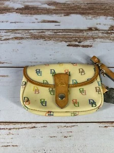 Dooney & Bourke Vintage Logo Colorful Monogram Wristlet Pale Yellow - Bild 1 von 6