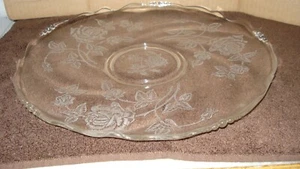 Heisey Tort Plate (555) - Picture 1 of 3