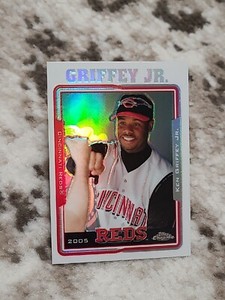 2005 Topps Chrome Ken Griffey Jr White Refractor