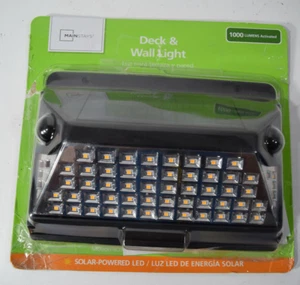 Solar Powered Motion Sensor Light Outdoor 52 LED Security Wall Light 1000 Lumen - Picture 1 of 2