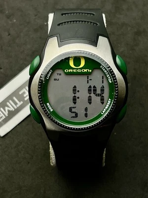 Nuevo Reloj Digital Multifunción OREGON Ducks NCAA Hombre 44mm Negro Plata Verde Foto 1 de 4