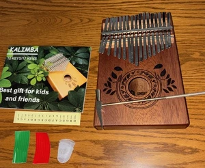 Kalimba 17 Tasten Daumenklavier + Aufbewahrungstasche + Handbuch + Liederbuch Geschenkset - Bild 1 von 8