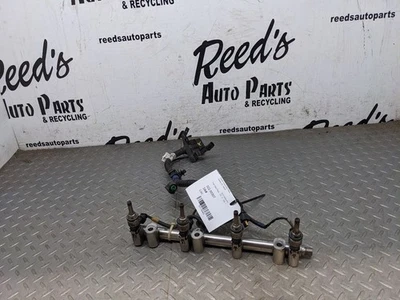 Riel inyector de combustible de inyección 11-16 Hyundai Sonata Kia Optima 2,4 L 353002 1180405 Foto 1 de 4