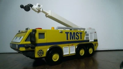 Disney Pixar Cars Fire Engine Crash Rescue Truck - VINTAGE - 2006 - NICE - Image 1 of 2