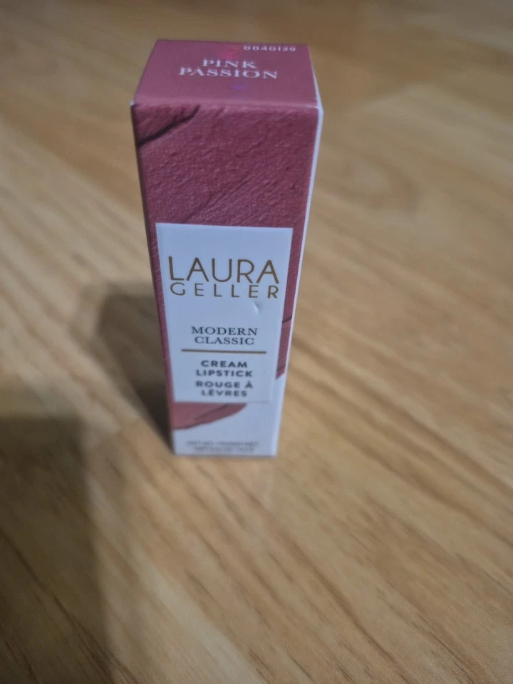 LAURA GELLER LÁPIZ LABIAL CLÁSICO MODERNO - ROSA PASIÓN (NUEVO EN CAJA/Tamaño Completo) Foto 1 de 1