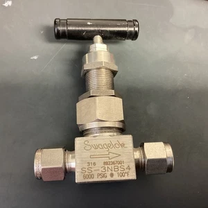 SWAGELOK SS-3NBS4 SS SEVERE SERVICE BONNET NEEDLE VALVE. 1/4”(LPW111W) - Picture 1 of 2