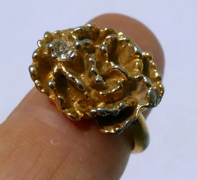 Anillo Tono Dorado Avon Diseño Floral Rosa con Estrás - Talla 6 Ajustable Foto 1 de 4