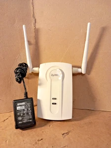 ZyXEL NWA1100-N Wireless Access Point with Antennas & Alt Power Supply - Picture 1 of 10