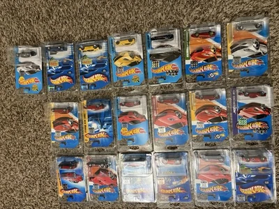 Pegatina sellada de fábrica Hot Wheels Ferrari 19 muy difícil de conseguir Foto 1 de 4