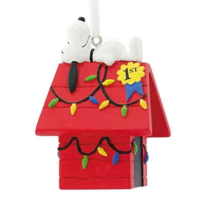 Hallmark 2019 The Peanuts Snoopy on top of Dog House Red Box Brand New - Picture 1 of 1