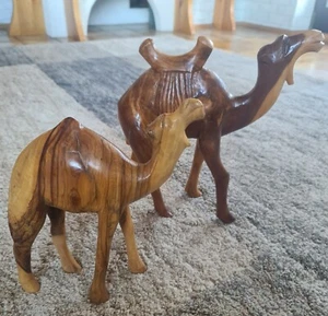 Dromedar / Kamel aus Holz! 2 Stück - Bild 1 von 5