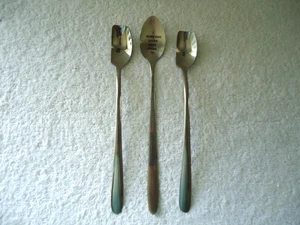 Vintage Lot Of 3 Collectible Spoons,2 Rare Half Spoons,1,Other " Great Lot " - Picture 1 of 9