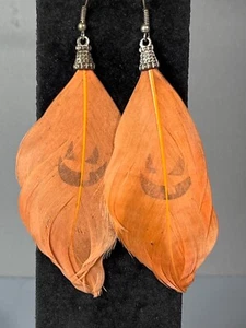 Dangle Feather Orange Silver Tone Earrings Halloween Retro Boho Mid Century  4" - Picture 1 of 7