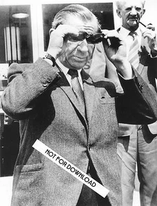 MEYER LANSKY ÜBERWACHUNGSFOTO 8x10 B&W GLÄNZEND NACHDRUCK GROSSER MOB MAFIA WANDKUNST - Bild 1 von 1