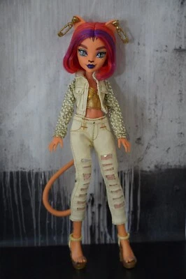 Monster High TOTALMENTE DORADO Conjunto y Accesorios - SIN MUÑECA Foto 1 de 4