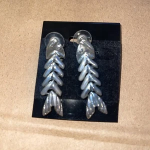 vintage taxco Sterling Silver Fishbone 925 Articulated Earrings - Picture 1 of 6