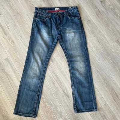 Pantalones de mezclilla bordados Y2K antiguos con remaches para hombre 36 x 32 con solapa y bolsillo retro Foto 1 de 4