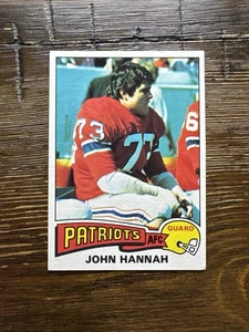 1975 Topps John Hannah #318 Salón de la fama New England Patriots - Imagen 1 de 2