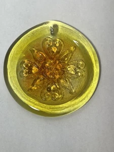 Vintage Blenko Sun Catcher Flower Hearts Ornament Suncatcher Pressed Glass - Picture 1 of 4
