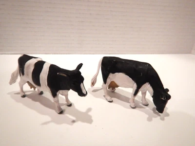 GRAN Bretaña vacas 1 pie 1 novillo de pastoreo juguete goma dura Foto 1 de 4