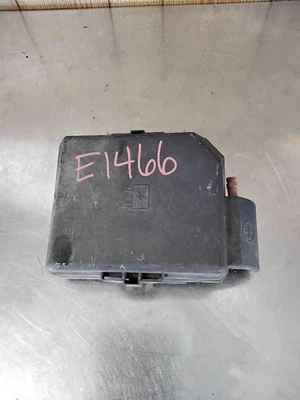 2008-2011 Chevrolet Impala Engine Fuse Box OEM#84234964 - Image 1 of 2