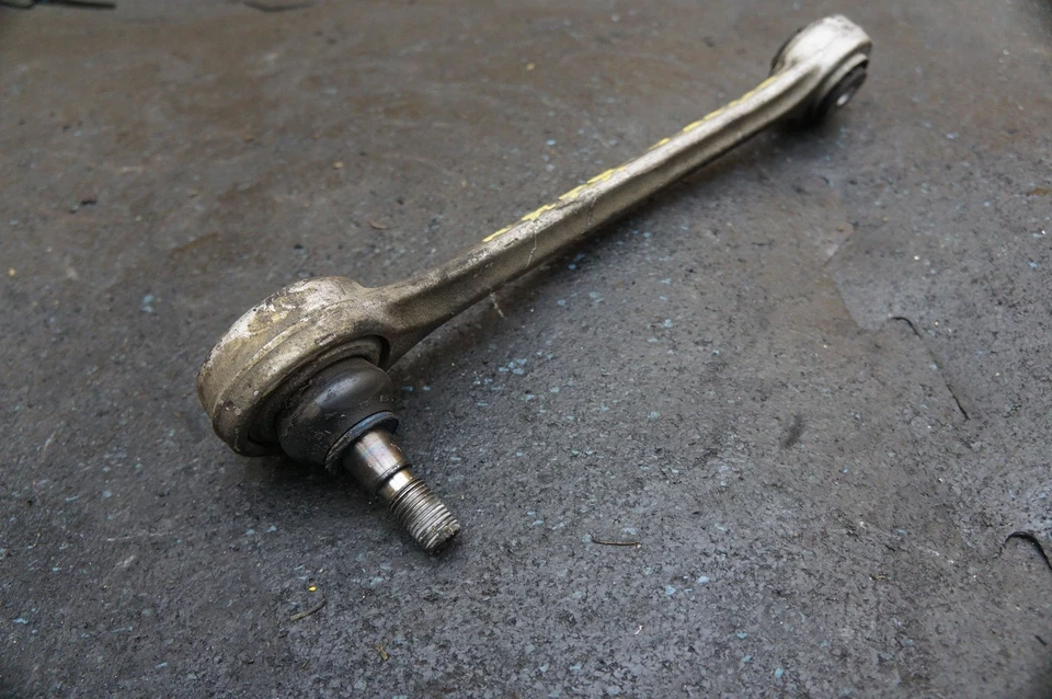 Brazo de control superior trasero izquierdo o derecho 1903506300 OEM Mercedes Amg GT GTS 2016-17 Foto 1 de 4