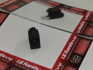 FIAT PANDA 4X4 - INTERRUTTORE LUNOTTO TERMICO NERO 3 LINEE - Imagen 1 de 1