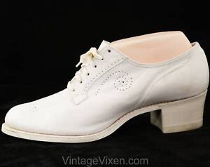 White 1930s Shoes - Size 7 30's Oxfords with Lace Up - 30s 40s Suede 7AAAA