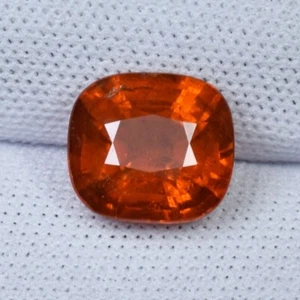 3.69 ct BEST GRADE LUSTORUS ORANGE NATURAL SPESSARTITE GARNET - CUSHION Gemstone - Picture 1 of 3