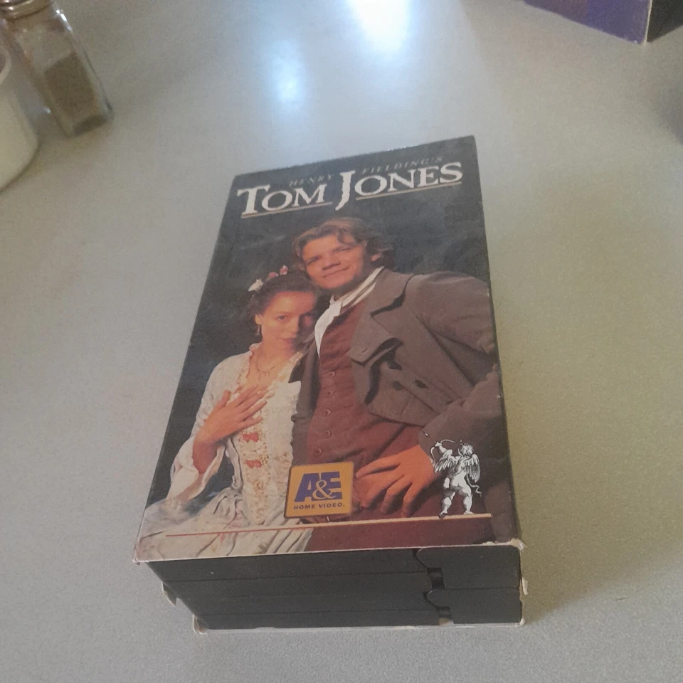 Henry Fielding's Tom Jones 2 Movie Box Set VHS A&E Vintage 1998 Complete 300 Min - Image 1 of 1