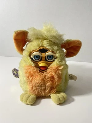 Furby Baby Hasbro Tiger Electronics 1999 оранжевый желтый проверено работает - Изображение 1 из 4