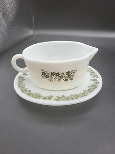 Pyrex Spring Blossom Crazy Daisy Gravy Boat Corning Green Milk Glass 2 pc Set - Picture 1 of 9