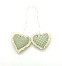 💚   Two Mint Green Country Heart-Shaped Attached Pillows