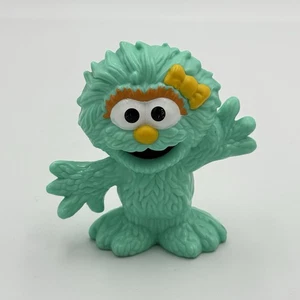 "Figura de plástico Hasbro ROSITA Sesame Street Workshop Cake Topper 2,5"" 2018" - Imagen 1 de 7