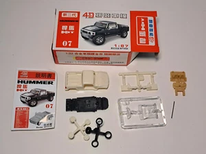 Modell Bausatz 4D Nr. 07 Hummer weiss ca 1:87 OVP Feng Shuo Made in China - Bild 1 von 3