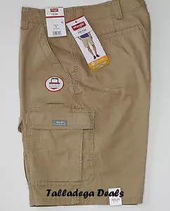 Men's Wrangler 10 in Relaxed Fit RipStop Cargo Shorts w/ Stretch Oak ALL SIZES - Picture 1 of 12