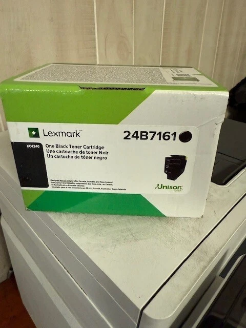 全新 正品 Lexmark 24B7161 XC4240 黑色 碳粉盒 密封盒 — 第 1/1 张图片