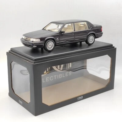 DNA 1/18 Volvo S90 Royal Level 3 1998 Blackberry DNA000089 Resin Model Purple - Immagine 1 di 4